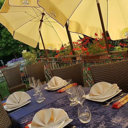 Ristorante Primula Bianca Hotell Varzi Eksteriør bilde